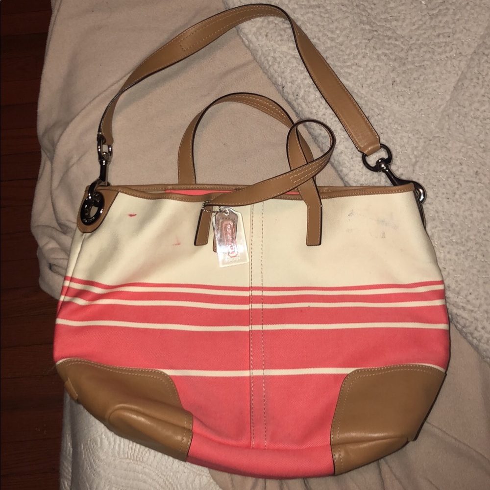 Coach medium tote
